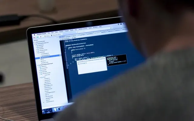 Notebook no escritório