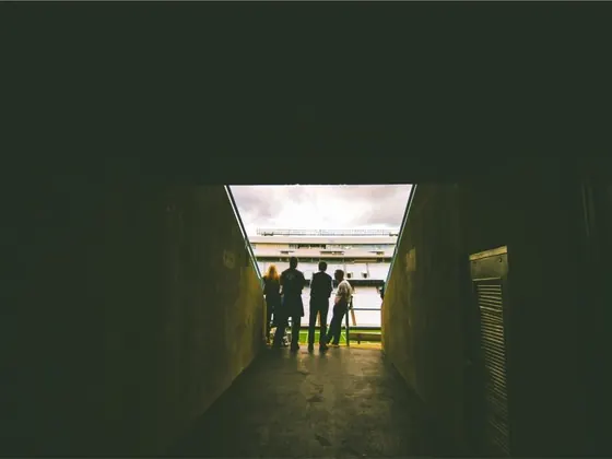 Pessoas no estádio